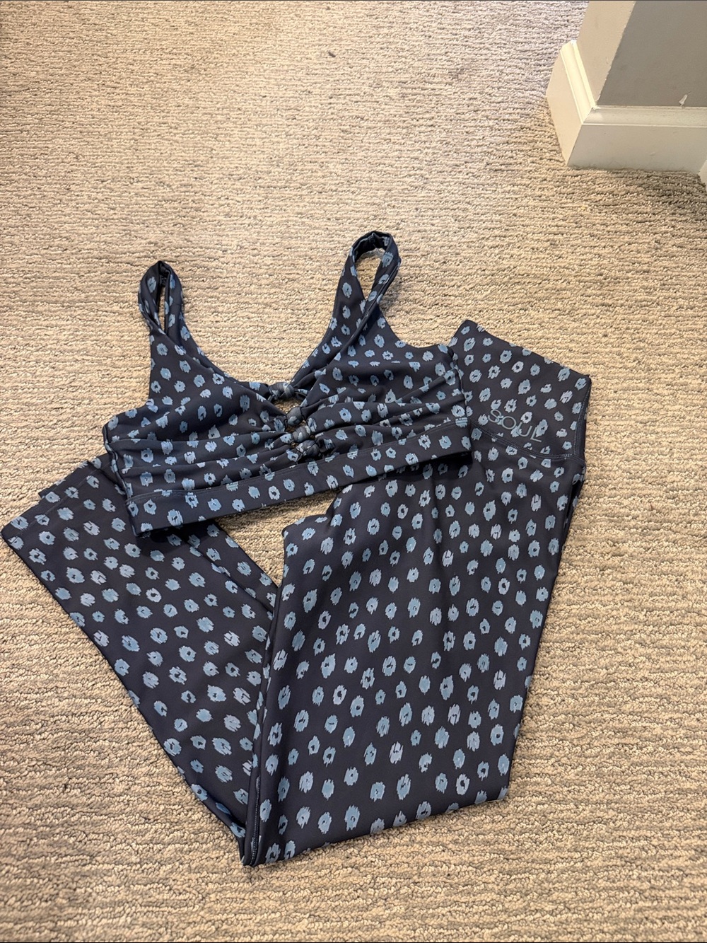 SoulCycle Patterned Active Set - Crop Top & Leggings